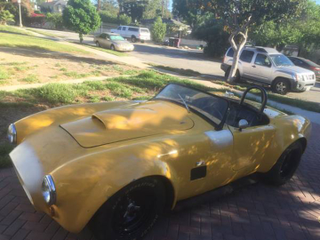 Illustration for article titled For $18,750, This 1965 Shelby Kit Car Could Let You Join The Cobra Club